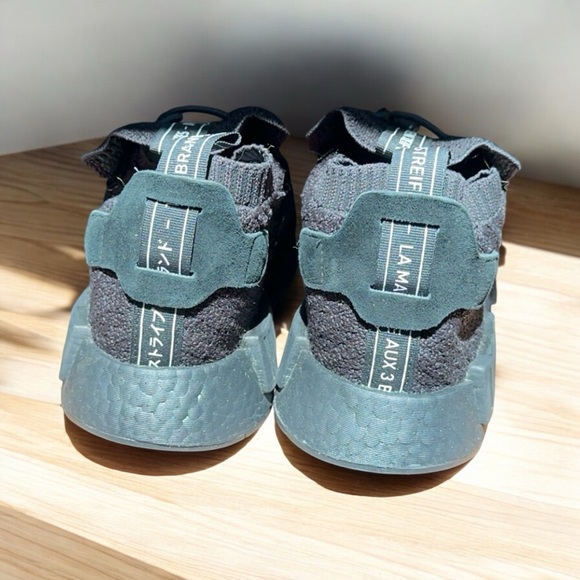 Adidas x Gore-Tex NMD triple blacks - Picture 8 of 9
